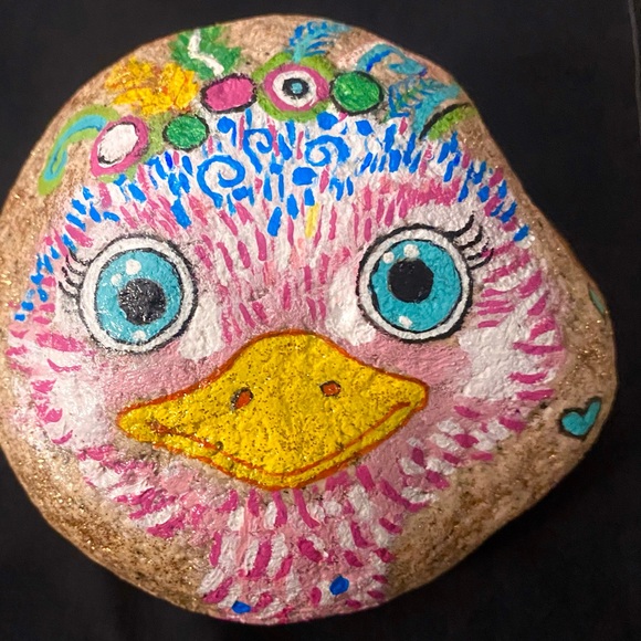 Large Hand painted Ostrich Rock - Picture 2 of 2